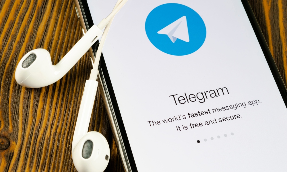 В ФАС дали разъяснения о рекламе в Telegram и на YouTube
